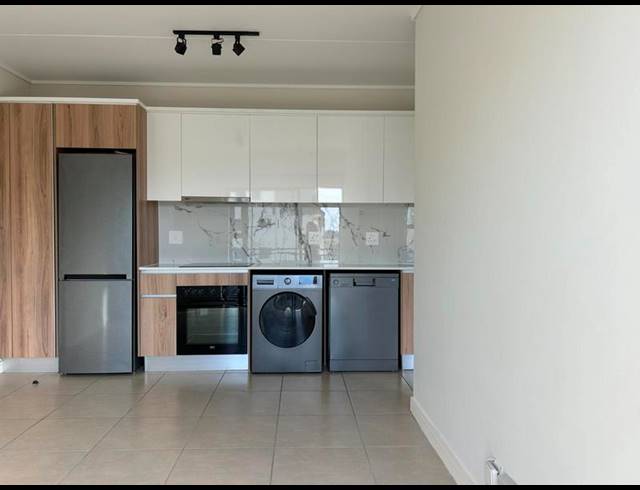 1 BEDROOM APARTMENT FOR SALE IN SANDOWN